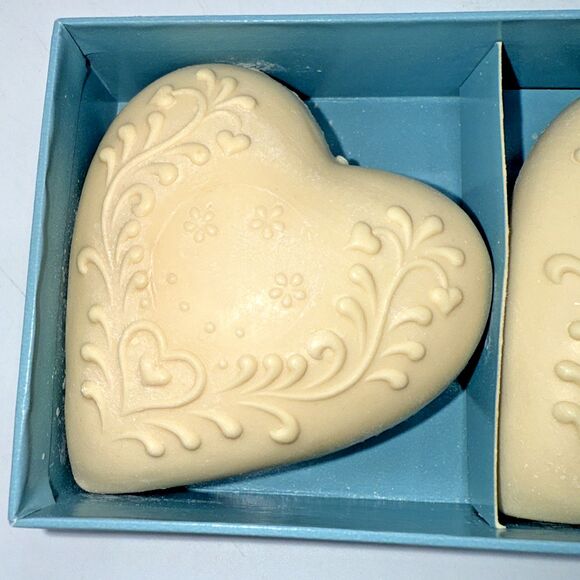 Vintage Avon Here's My Heart Soap Set Of 3 Guest Soap Decoratve Soap New - Picture 3 of 9